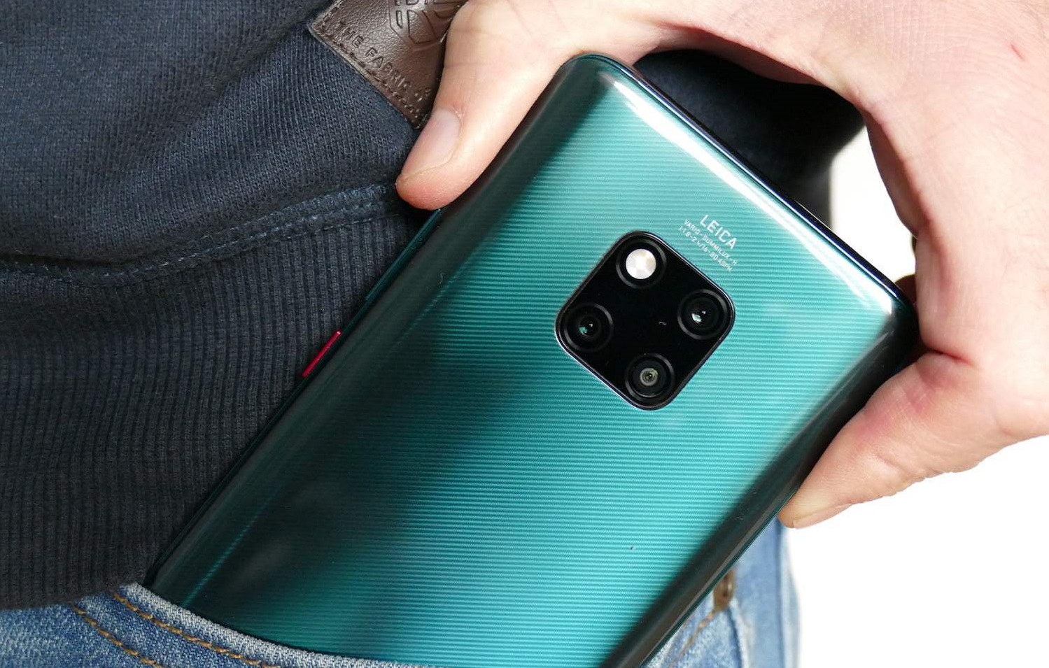 Слух: первый смартфон на HongMeng OS представят 22 сентября. Это будет Huawei Mate 30 - фото 1