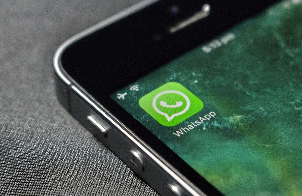 С 2021 года WhatsApp перестанет работать на старых смартфонах с Android и iOS - фото 1