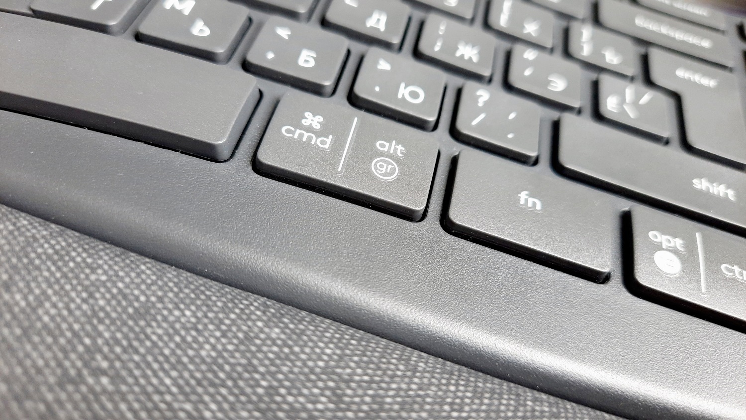 Обзор Logitech Ergo K860. Как работает современная эргономичная беспроводная клавиатура - изображение 8 Обзор Logitech Ergo K860. Как работает современная эргономичная беспроводная клавиатура - фото 8