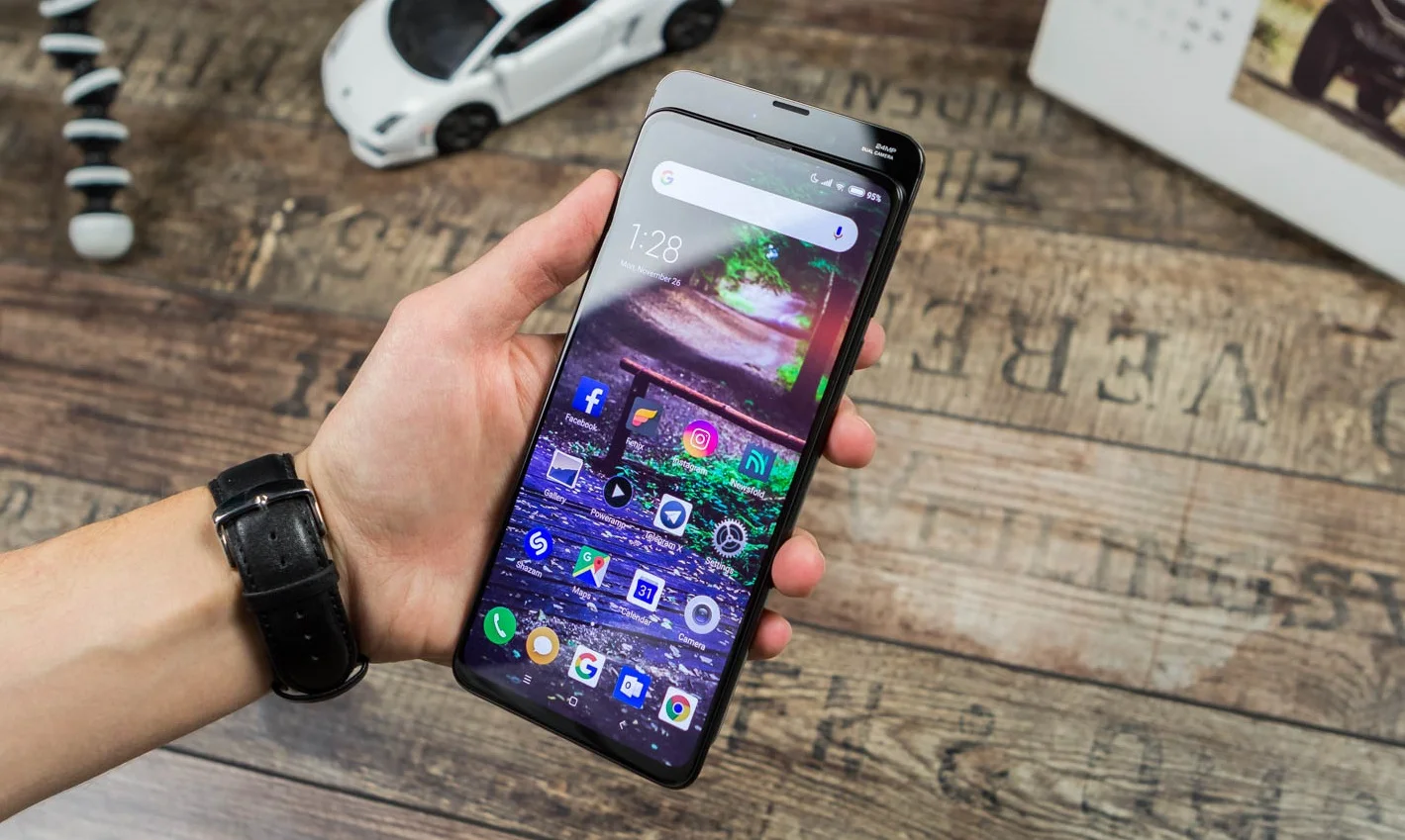 Копия Xiaomi Mi Mix 3: ZTE готовит к выходу четырехкамерный слайдер - фото 1