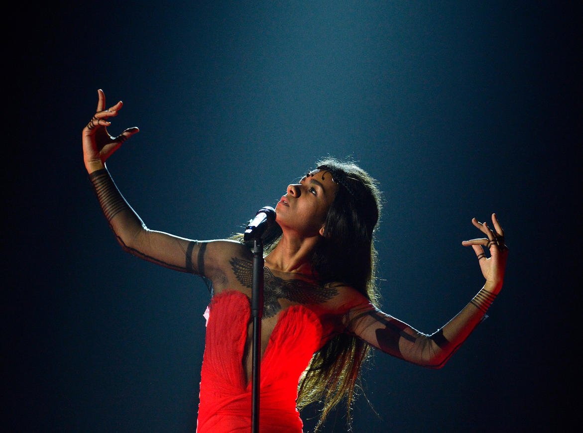 Знаете, чего не хватает миру? Файтинга с героями «Евровидения». Вы только полюбуйтесь на них! - изображение 12 Знаете, чего не хватает миру? Файтинга с героями «Евровидения». Вы только полюбуйтесь на них! - фото 12