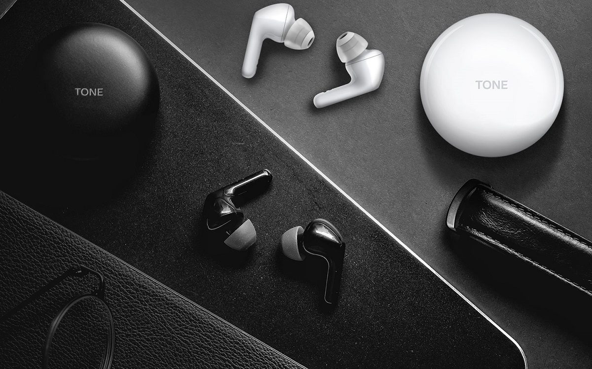 В Россию приехали TWS-наушники LG Tone Free с функцией очистки от бактерий - изображение 2 В Россию приехали TWS-наушники LG Tone Free с функцией очистки от бактерий - фото 2