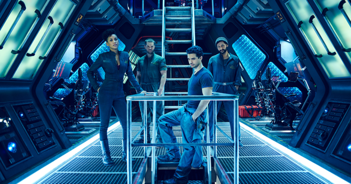 Космос всегда манил людей, поэтому неудивительно, что кроме голливудских фильмов, посвященных космической тематики, существует и великое множество научно-фантастических сериалов. Специально для вас мы отобрали список лучшей космической фантастики, и вкратце расскажем про каждый сериал из списка.