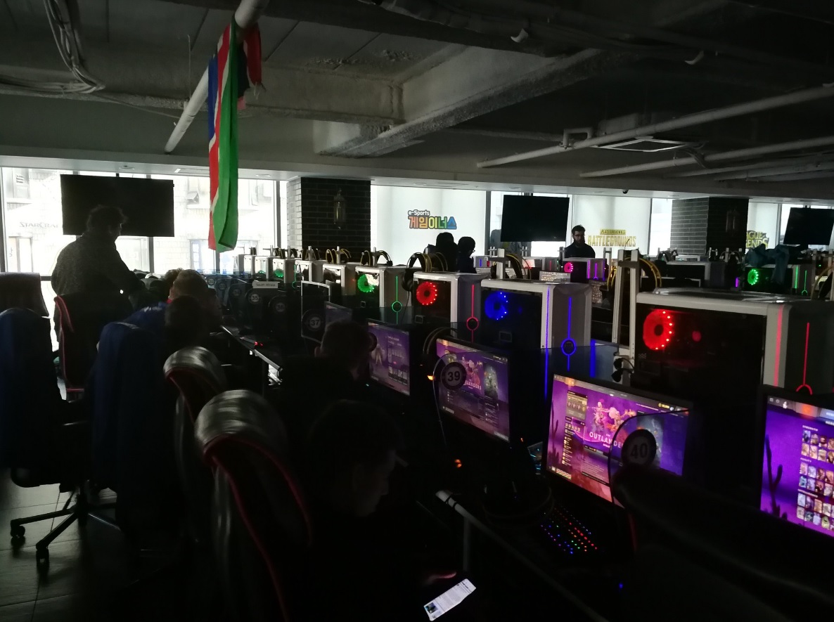 Pentium 4, видюхи за 3 рубля с алика, разруха и уныние. В Сеуле прошел самый ужасный турнир года - изображение 1 Pentium 4, видюхи за 3 рубля с алика, разруха и уныние. В Сеуле прошел самый ужасный турнир года - фото 1