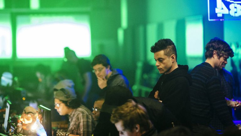 Тренды 2017 — сериалы. Ужасы от Дональда Трампа, политика от Стивена Кинга и мета-нарратив - фото 2