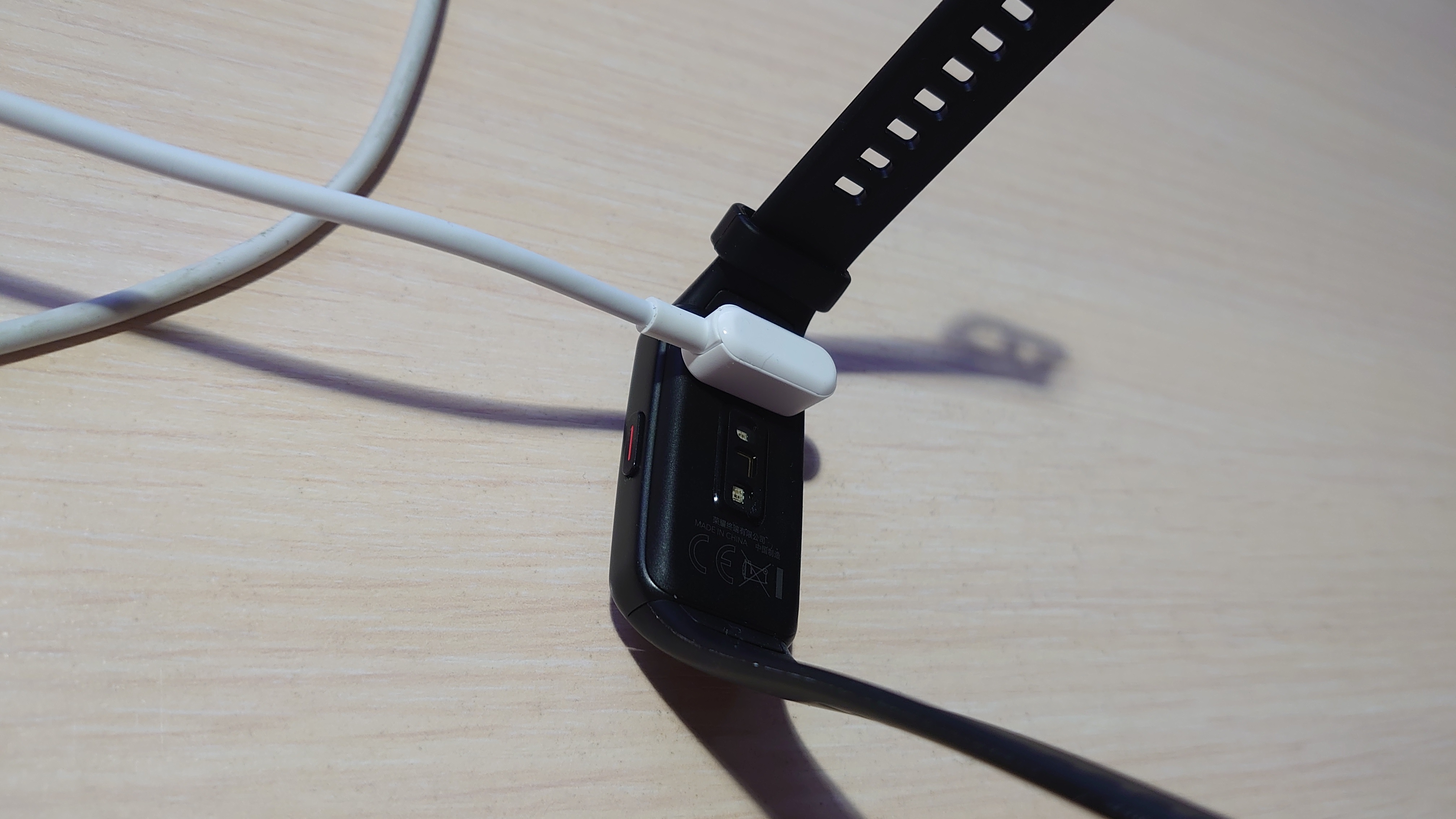 Обзор Honor Band 6. Удобный фитнес-браслет в дизайне «умных» часов - фото 4