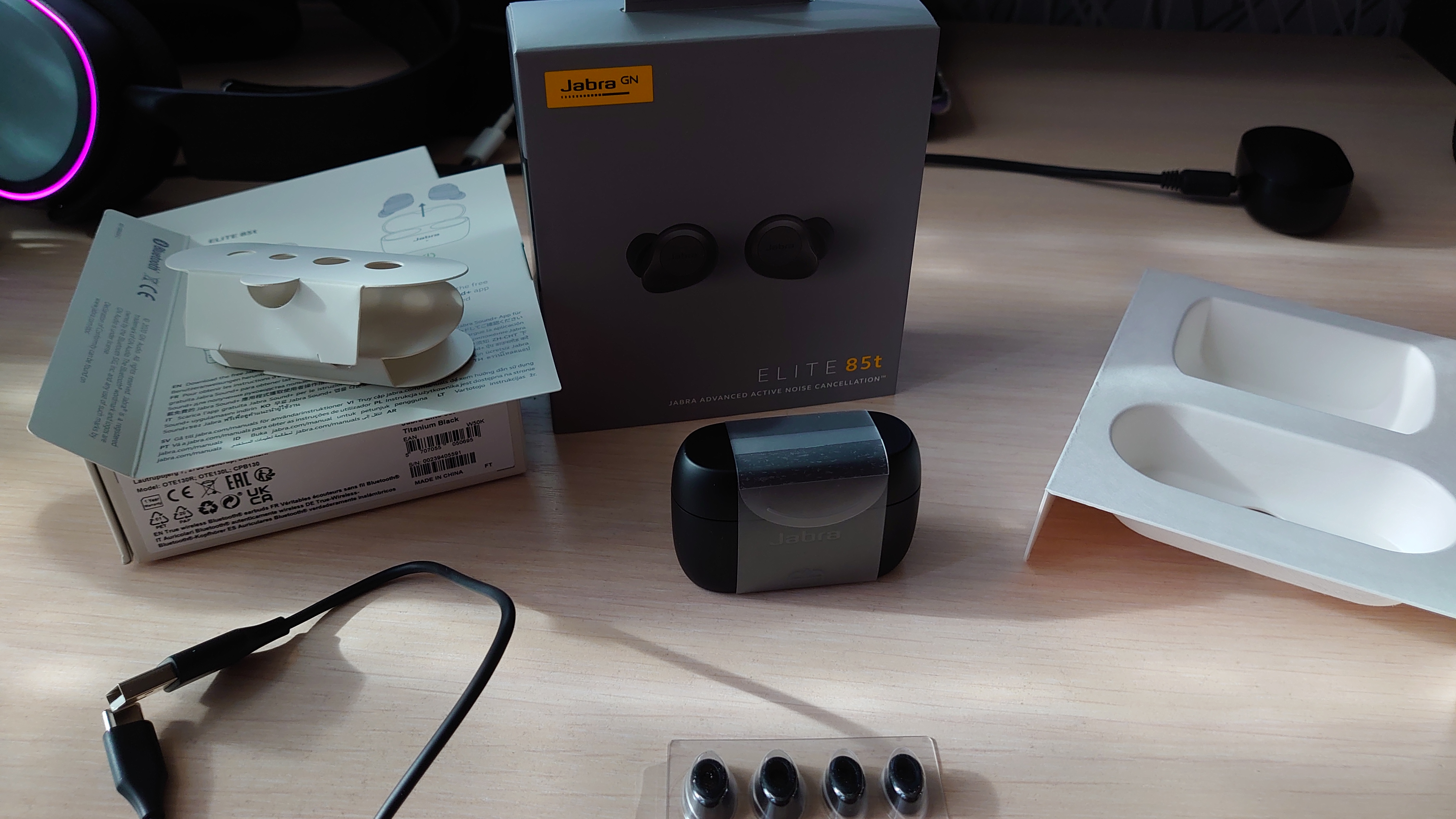 Обзор Jabra Elite 85t. Беспроводные наушники со множеством полезных функций - фото 1