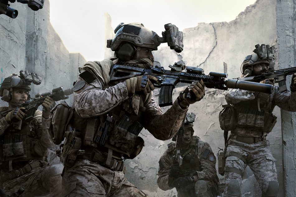 Недавно закончился второй этап беты Call of Duty: Modern Warfare, в ходе которого создатели тестировали в том числе и кроссплей. О том, что в новую CoD друг с другом смогут сыграть владельцы разных платформ, было известно давно, но до беты я не придавал этому особого значения. Тем более что кроссплей уже есть и в Fortnite, и в Rocket League, и в других играх. Теперь же я уверен: это лучшее, что случалось с Call of Duty со времен Modern Warfare 2.