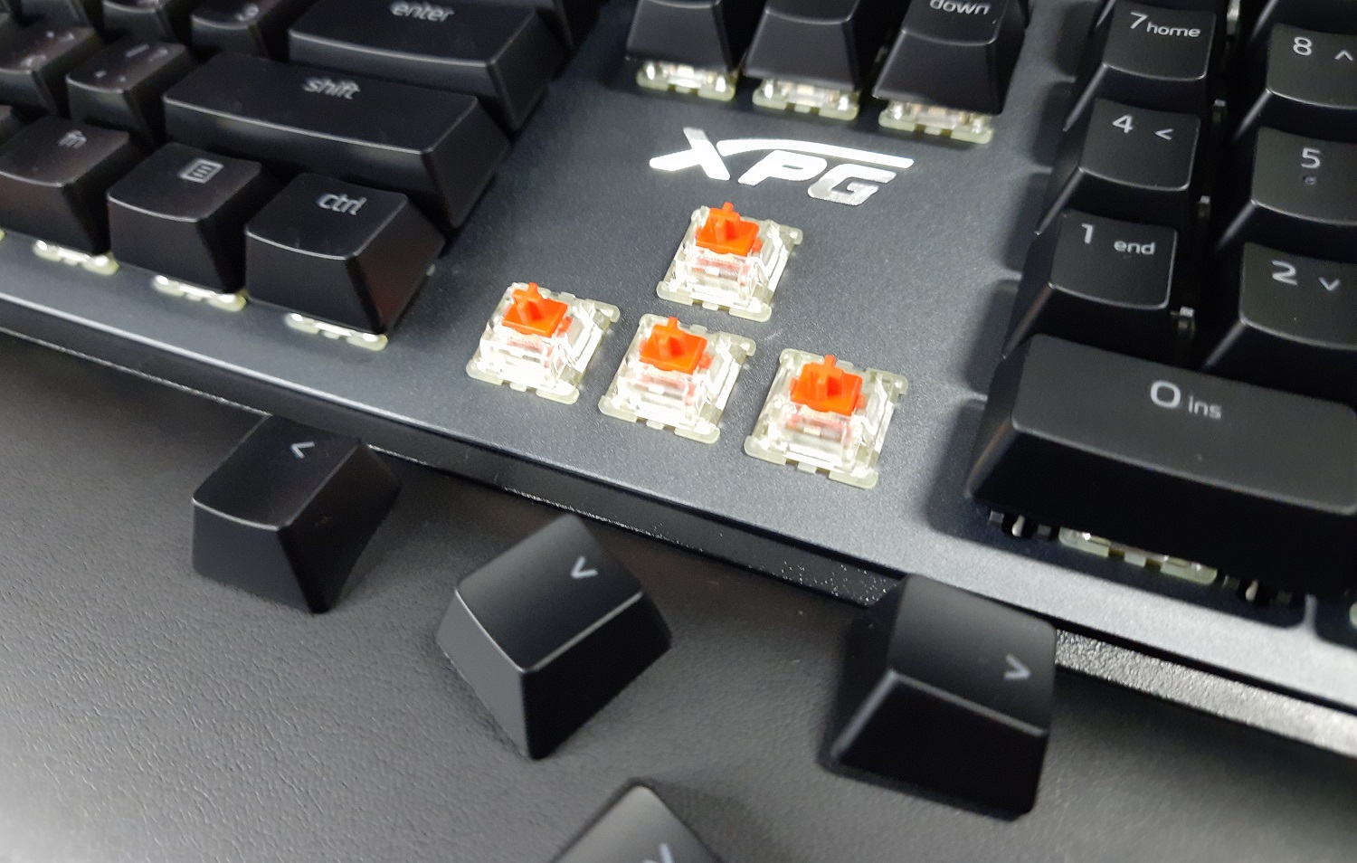 Обзор Adata XPG Summoner: какой получилась флагманская клавиатура нового бренда для геймеров - изображение 2 Обзор Adata XPG Summoner: какой получилась флагманская клавиатура нового бренда для геймеров - фото 2