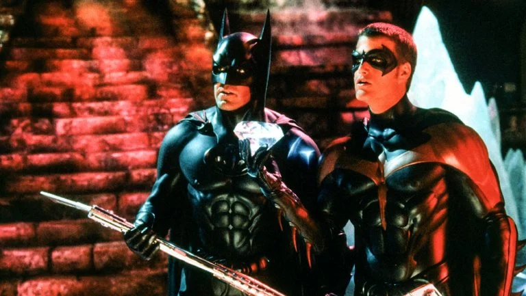 Режиссер «Бэтмена и Робина» 1997 года отрицает, что пытался показать героев геями - фото 3