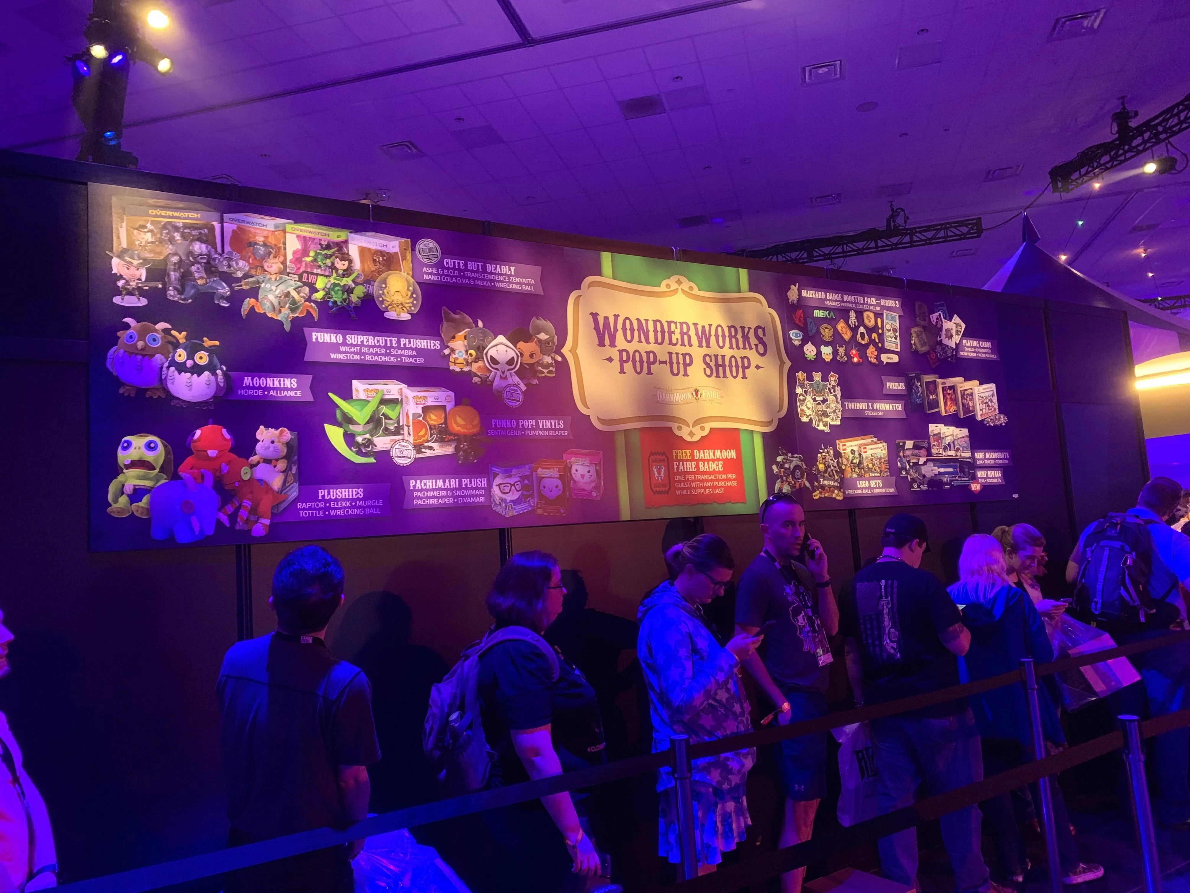 На BlizzCon в этом году развернулась настоящая Ярмарка Новолуния из World of Warcraft - фото 12