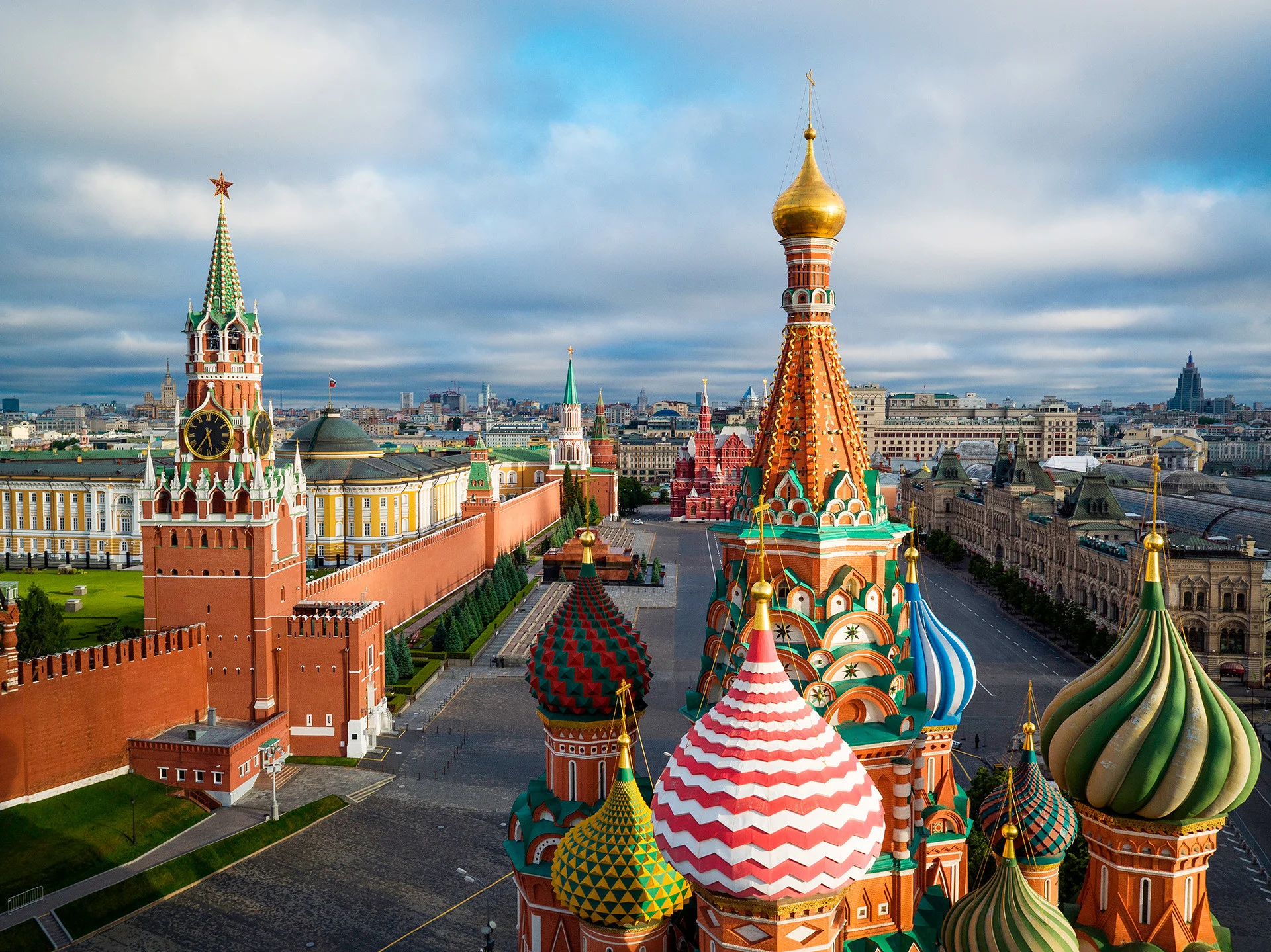 The International 2021 может пройти и в Москве. Valve проводит открытый отбор города для турнира - фото 1