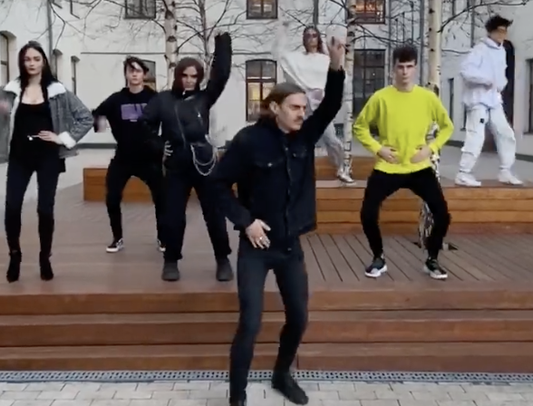 Little Big продвигает свой новый танец в соцсетях - изображение 1 Little Big продвигает свой новый танец в соцсетях - фото 1