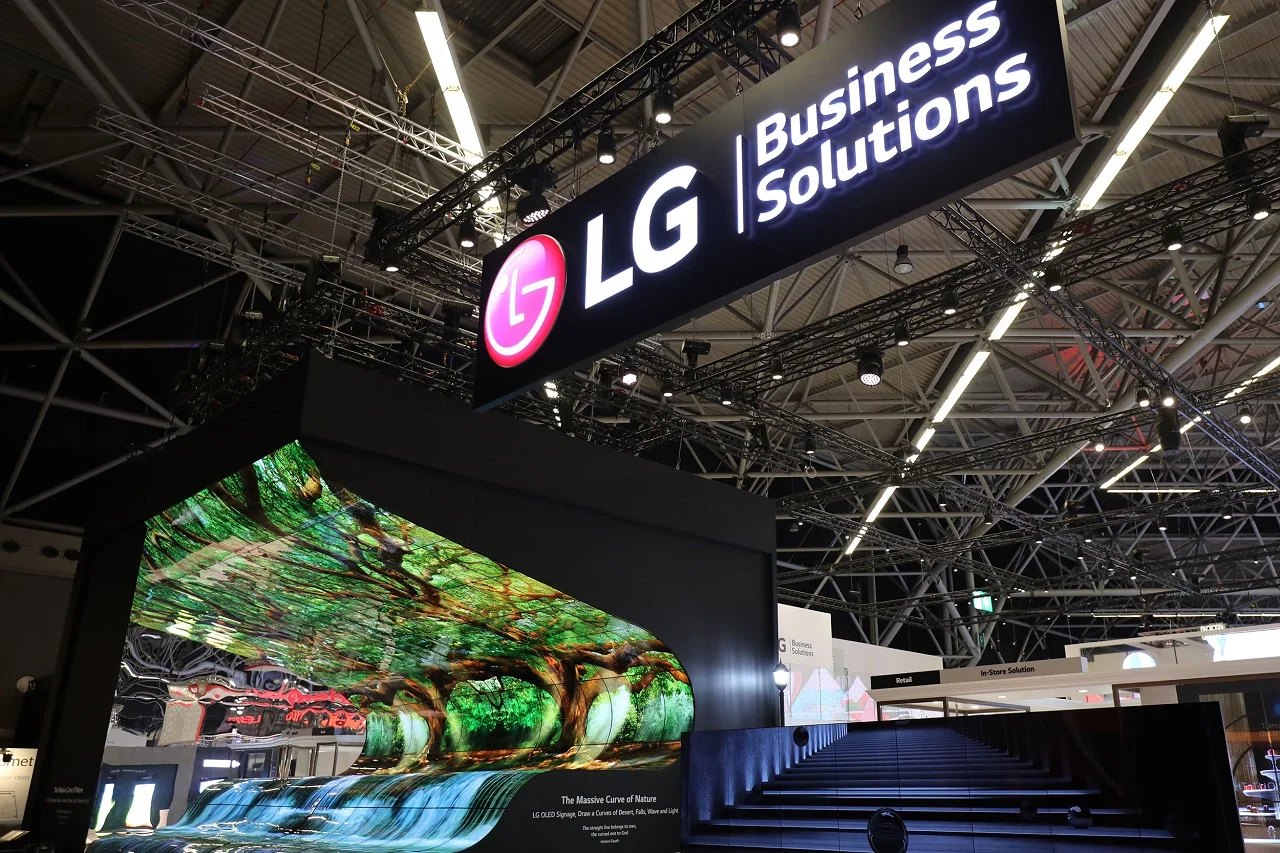 LG на выставке ISE 2019: передовые прозрачные экраны и стены из дисплеев  - фото 1