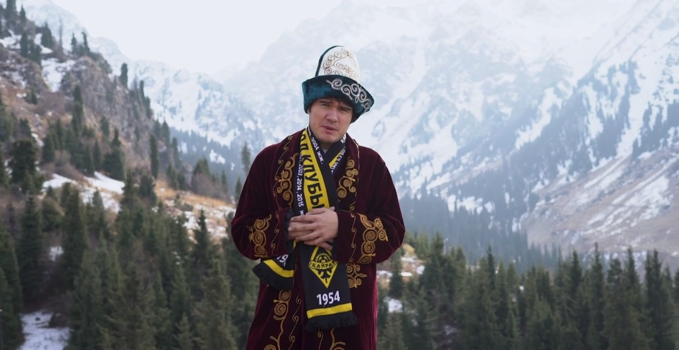 «Мне теперь с этим жить»: BadComedian выпустил обзор фильма «Бабушка легкого поведения» - фото 3