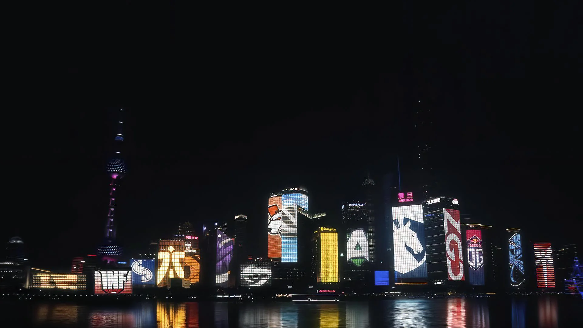 Фаны Dota 2 в восторге от разукрашенных в логотипы участников TI9 высоток Шанхая. Жаль, но это фейк - фото 1