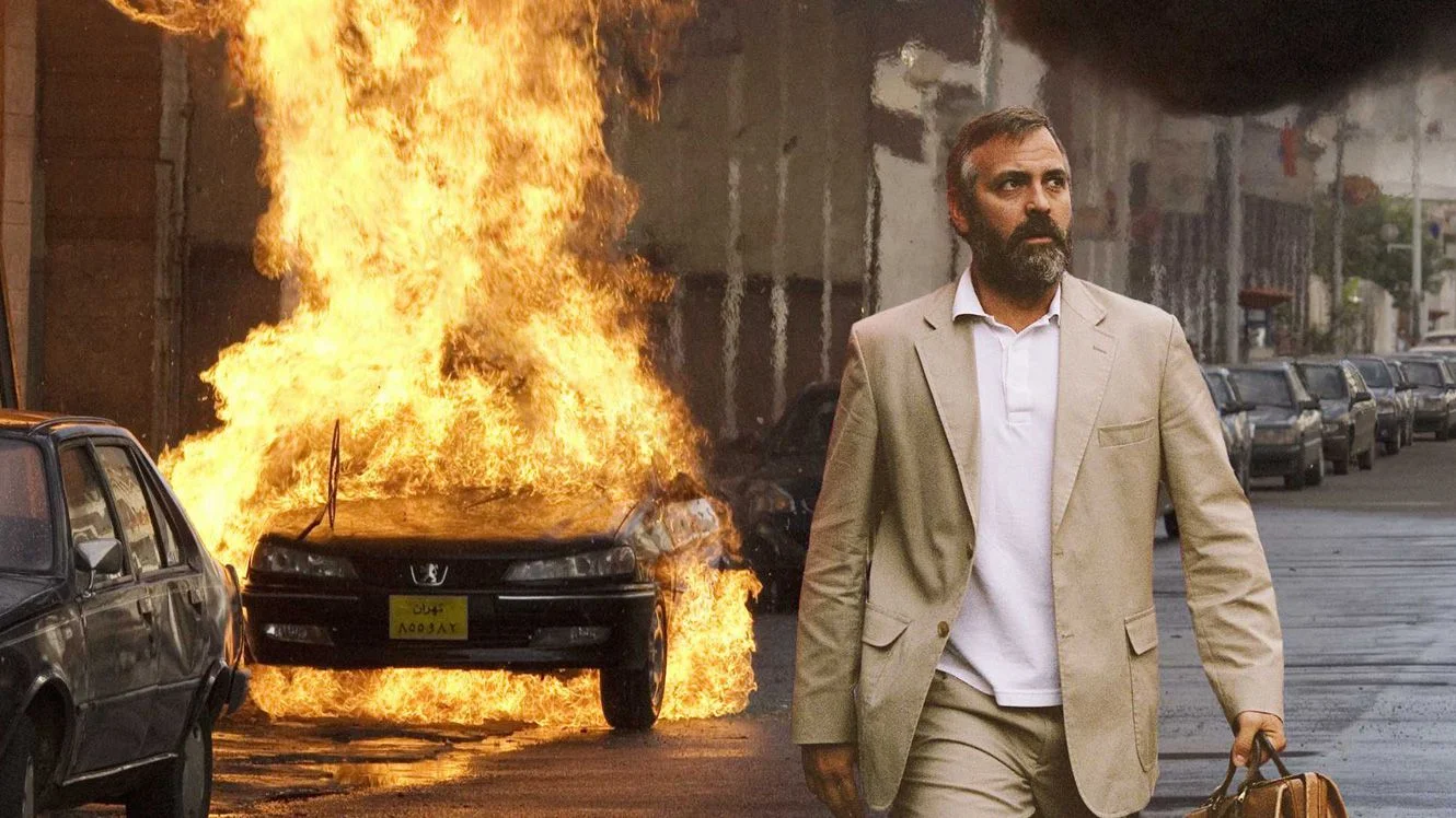 Лучшие роли Джорджа Клуни. От грабителя банков до агента ЦРУ - фото 2
