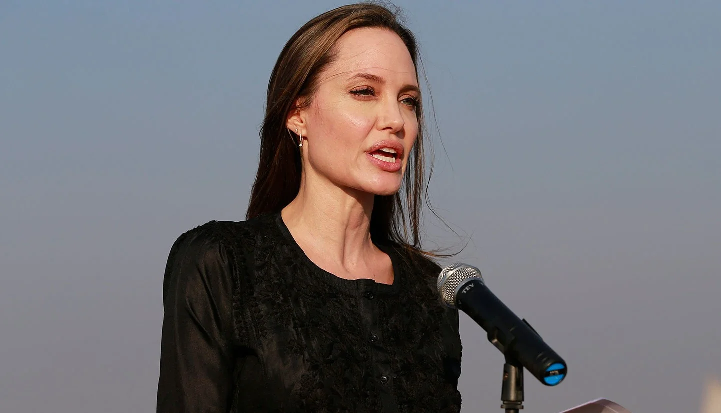 Анджелина Джоли: «8 марта думала о женщинах Афганистана» - фото 1