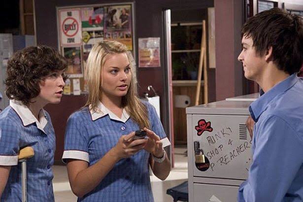 От Харли Квинн до Елизаветы I: Марго Робби — 30 лет. Вот ее фото в разные годы - изображение 1 От Харли Квинн до Елизаветы I: Марго Робби — 30 лет. Вот ее фото в разные годы - фото 1