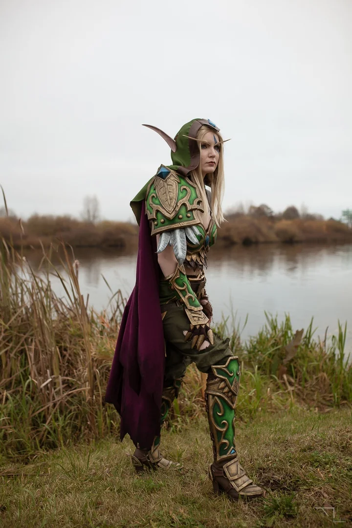 Решительная Аллерия Ветрокрылая в отличном косплее World of Warcraft - фото 2