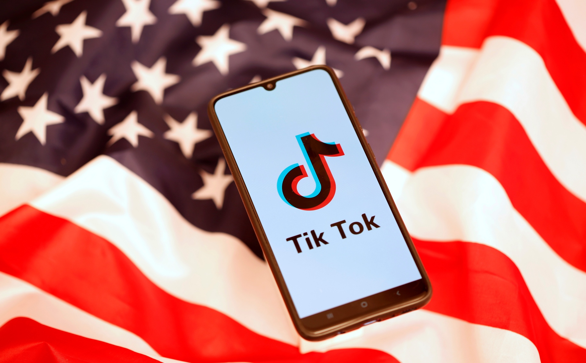 Владельцы TikTok отменили сделку о покупке с Microsoft - фото 1