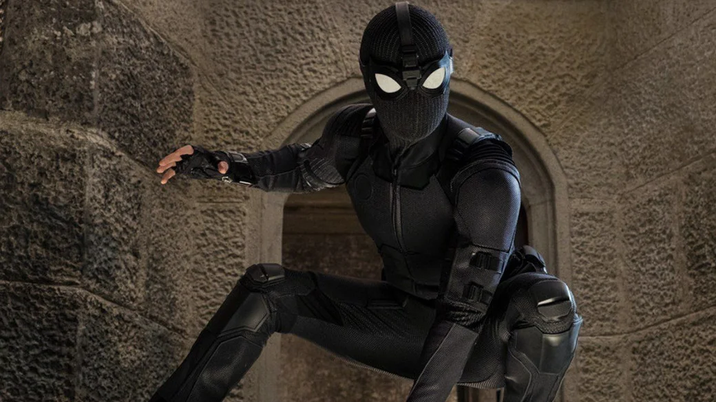 Слух: права на Человека-паука вернутся к Sony, если «Вдали от дома» не соберет 1 миллиард долларов - фото 1