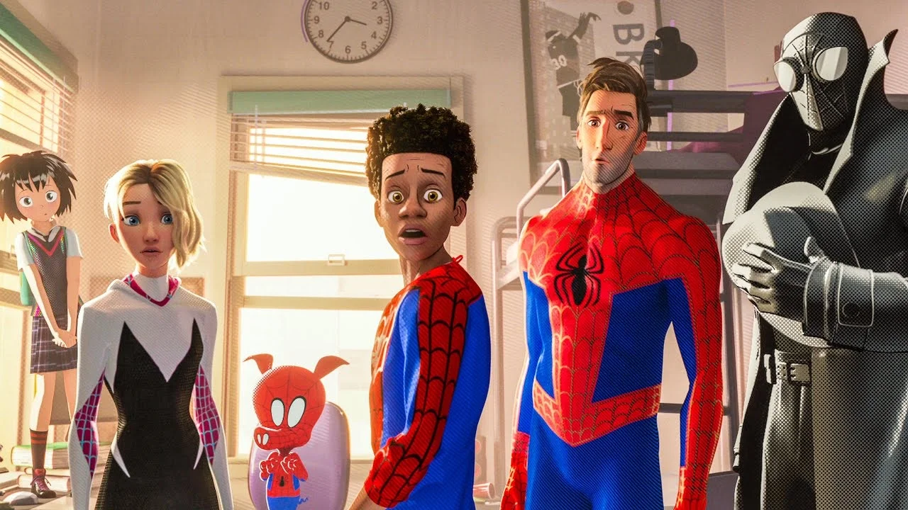 Три киношных Человека-паука и Гвен-паук — это фанатские постеры фильмов о мультивселенной Marvel - фото 1