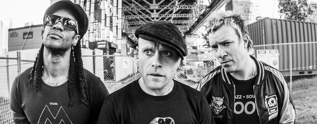 The Prodigy не приедут летом в Россию. Группа отменила все концерты - изображение 1 The Prodigy не приедут летом в Россию. Группа отменила все концерты - фото 1