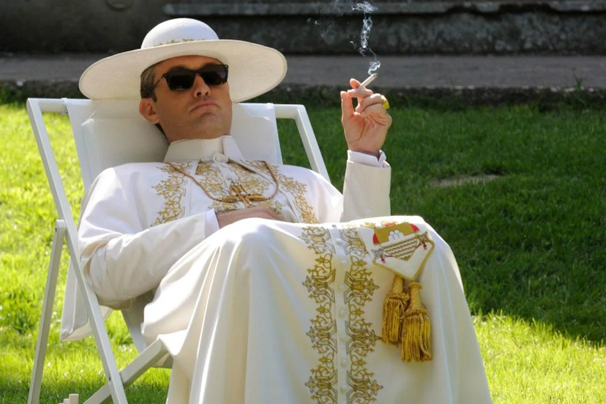 «Новый Папа» — на что способны Джуд Лоу и Джон Малкович в сиквеле потрясающего сериала Соррентино - фото 1