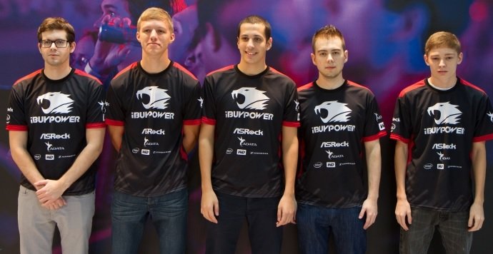 Экс-игроки iBUYPOWER: DaZeD, Skadoodle, steel, AZK, swag

Фото HLTV.org