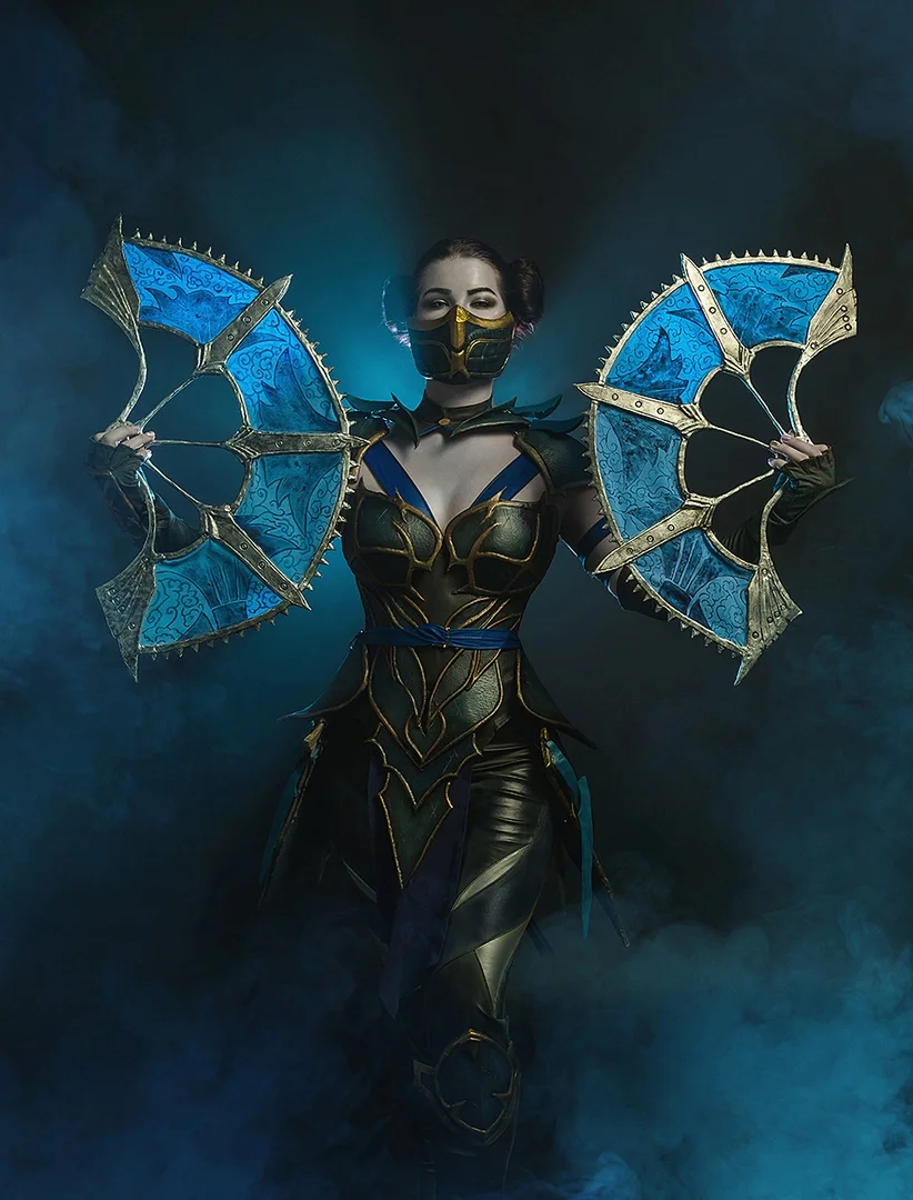 Такая Китана нам нужна! Невероятно крутой косплей принцессы Эдении из Mortal Kombat 11 - фото 2