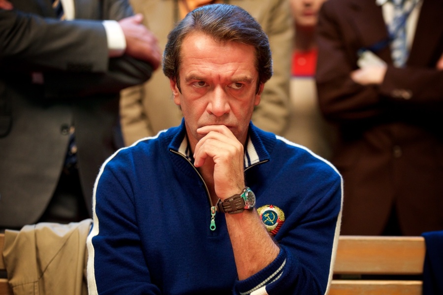 За себя и за Сашку! Как фраза из обзора BadComedian превратилась в мем - фото 1