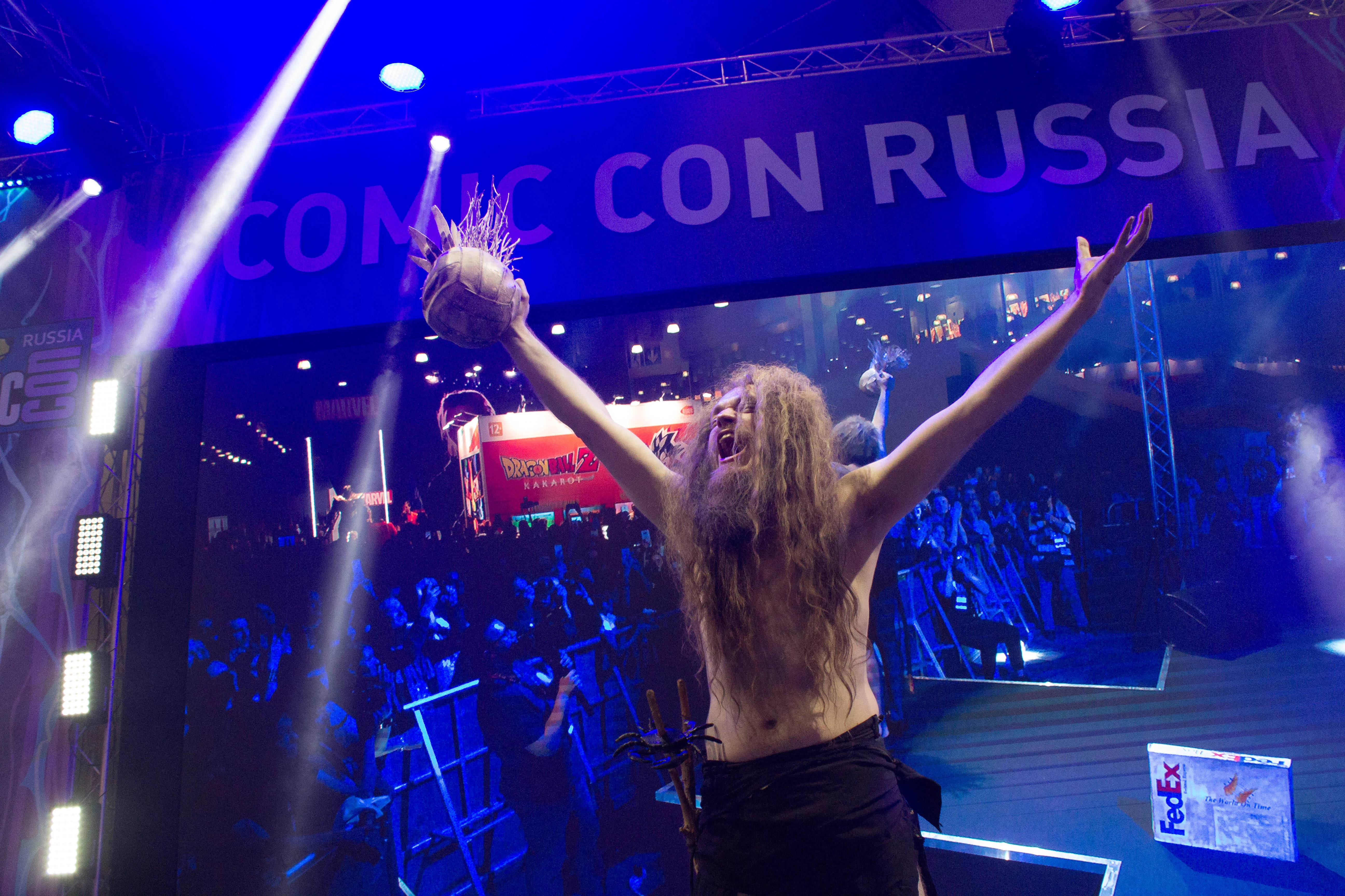 Dark Souls, «Ведьмак» и герои Marvel. Косплей на Comic Con Russia и «Игромире» 2019 - фото 58