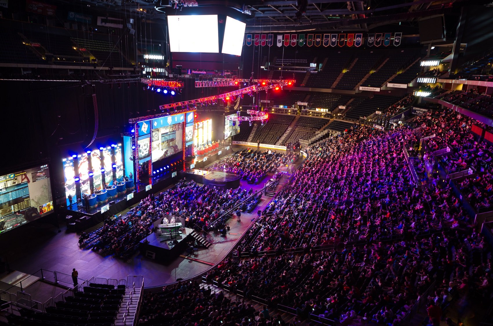 Половина российских геймеров следит за киберспортом - изображение 1 Половина российских геймеров следит за киберспортом - фото 1