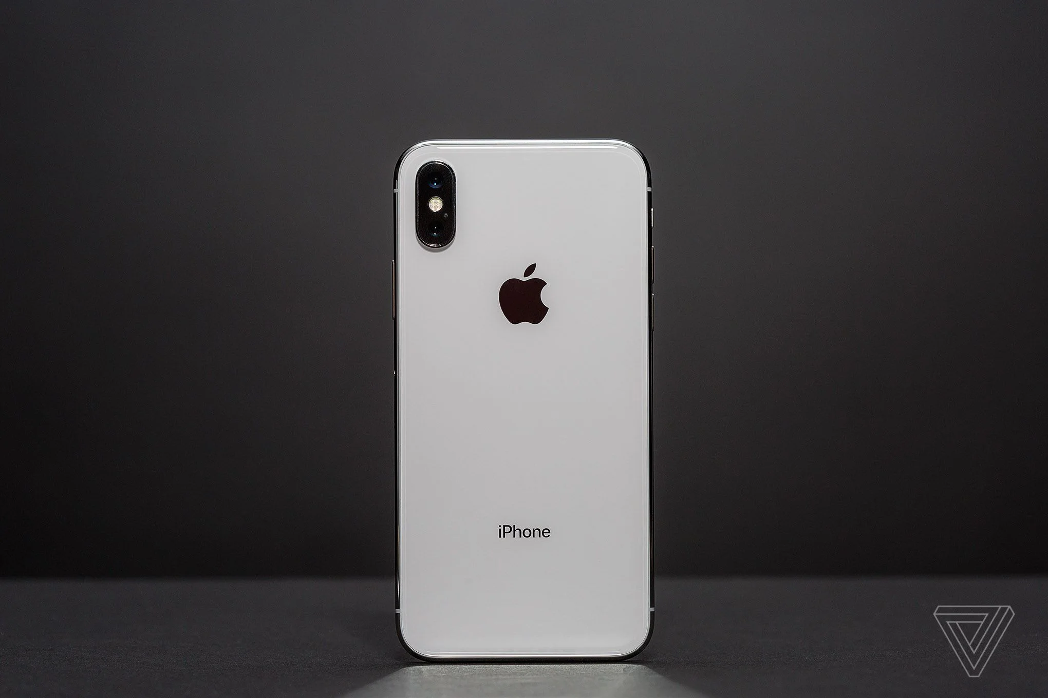 Обзоры iPhone X: «Создается впечатление, что это смартфон из будущего» - фото 5