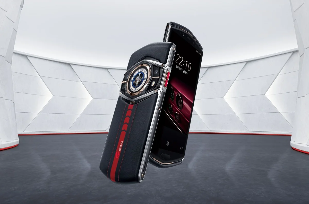 Китайский премиум-смартфон Titanium M6 5G Supercar Limited Edition стоит дороже 200 000 рублей - фото 1