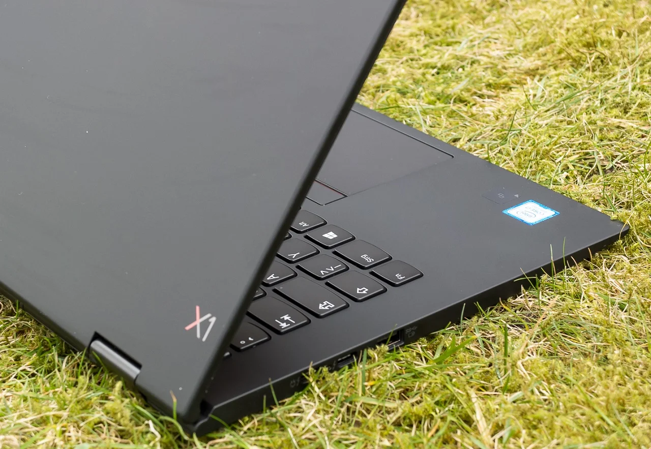 Lenovo представила ноутбук ThinkPad X1 Yoga в алюминиевом корпусе и с процессором Intel Whiskey Lake - фото 1