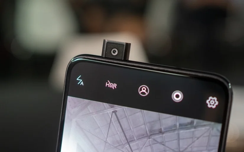 HMD Global выпустит Nokia 8.2 с выдвижной селфи-камерой на 32 Мп и Android 10 Q
 - фото 1