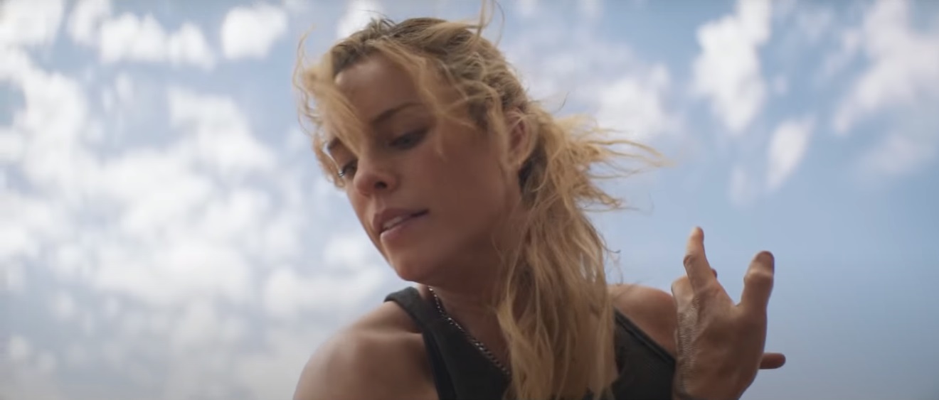 (Изображение: скриншот «Канобу» / [Warner Bros.](https://youtu.be/fOQ5kl-YwAI))