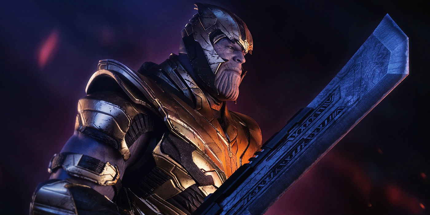 После выхода «Войны Бесконечности» многие обрадовались, что киновселенная Marvel наконец-то получила своего первого достойного злодея. Речь, конечно же, о Таносе. Его план по уничтожению половины всей жизни во Вселенной был далеко не идеален, но поведение, поступки, фразы и даже мелочи вроде мимики заставляли поверить, что безумный титан искренне убежден в своей правоте и, что гораздо важнее, высшем благе своей цели. Увы, в «Мстителях: Финал» от былого величия Таноса не осталось ни следа — из лучшего злодея MCU его превратили чуть ли не в худшего.