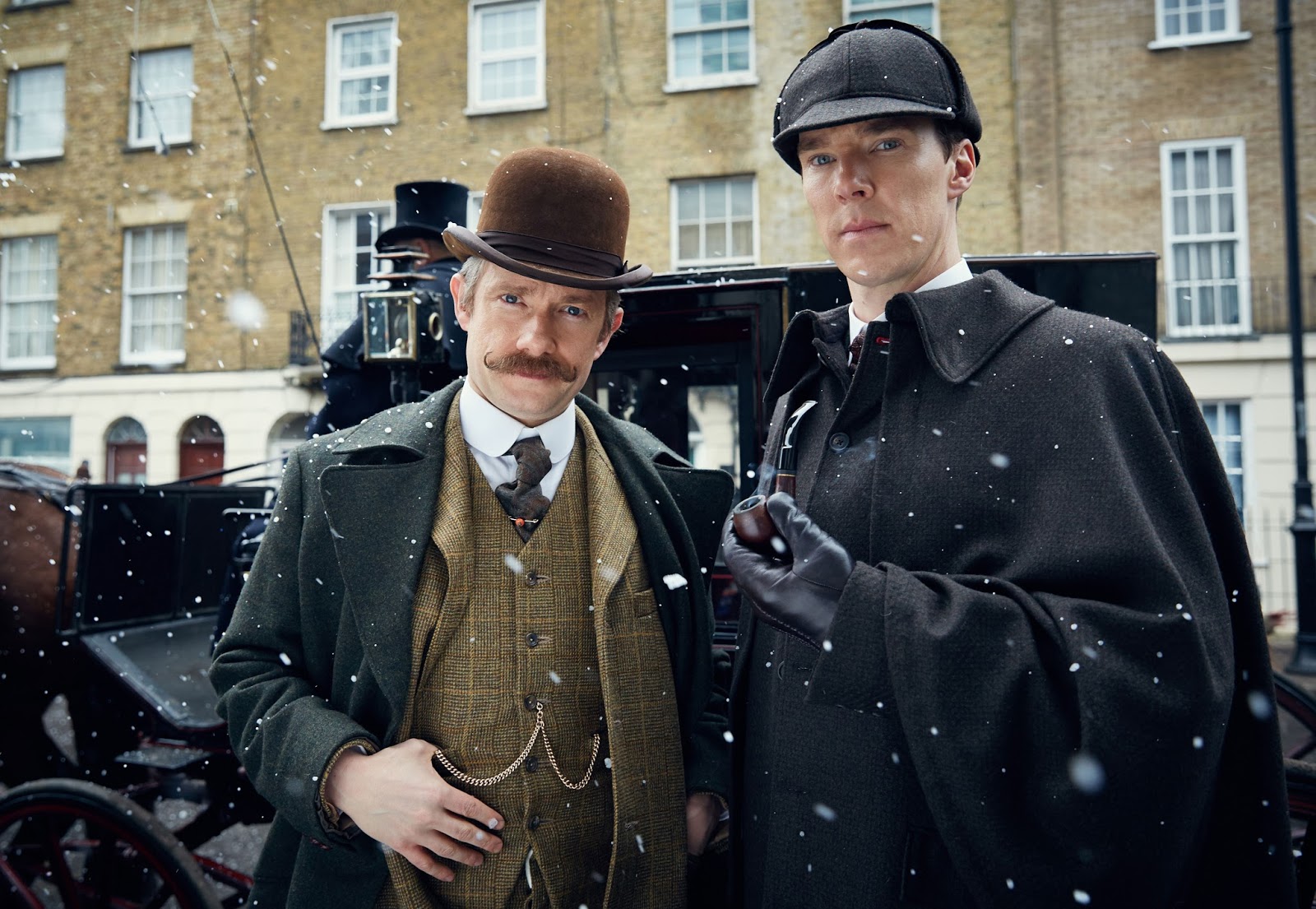 В России особо не принято смотреть сериалы в новогодние каникулы — культ «Иронии судьбы» дает о себе знать. Однако в предпраздничную пору часовые серии вписываются как нельзя лучше. Их просмотр не занимает много времени, да и праздничный дух приподнимается сполна. По случаю выхода Christmas-cерии «Леденящих душу приключений Сабрины» на Netflix мы решили составить список лучших рождественских спецвыпусков. Подборка, кстати, получилась с хэллоуинским оттенком, потому что тут будут и снеговики-убийцы, и призраки с мстительными духами, и даже плюшевый монстр.