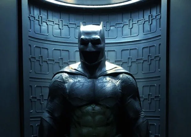 Так фильм про Бэтмена с Беном Аффлеком будет частью киновселенной DC или нет? - фото 1