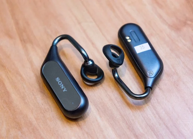 MWC 2018: Sony представила беспроводные наушники Xperia Ear Duo - фото 1