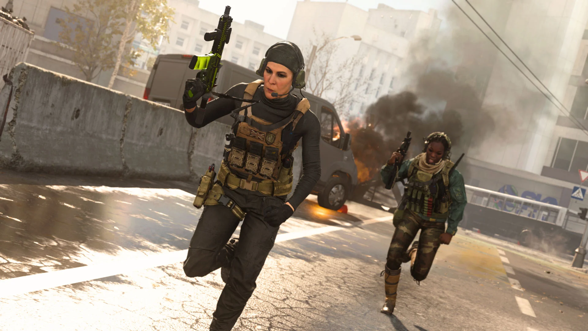 Call of Duty: Warzone вышла 10 марта, преодолела отметку в 60 миллионов игроков меньше чем за два месяца и, похоже, не планирует сбавлять обороты. Чтобы помочь новым игрокам, Activision выпустила подробное руководство по игре. Мы изучили его, сравнили с тактиками, которые выработали игроки, и собрали для вас самые полезные советы. В этом гайде речь пойдет о самых выгодных локациях для высадки в Верданске. 