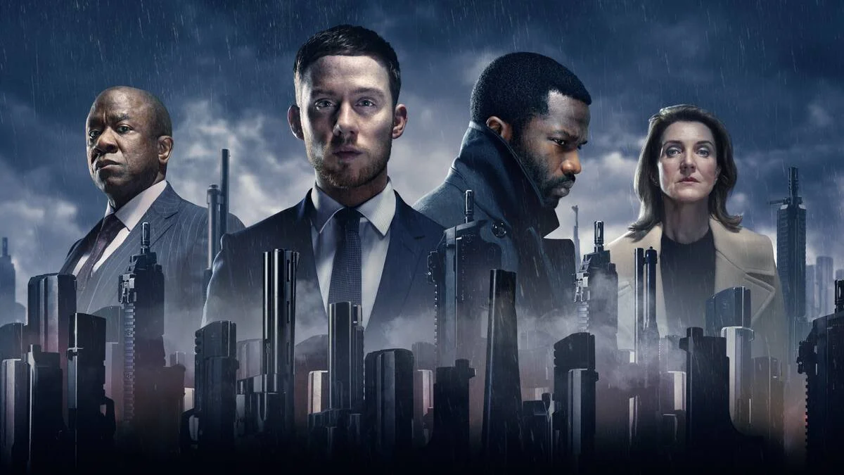 23 апреля на канале Sky Atlantic состоялся релиз полного сезона гангстерской драмы «Банды Лондона» (Gangs of London). Объясняем, что из себя представляет этот 9-серийный криминальный сериал.