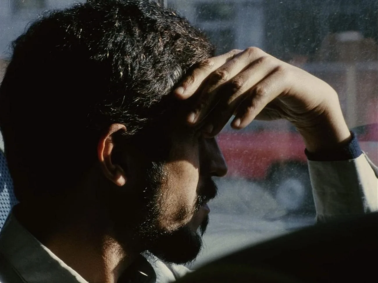 30 лет фильму «Крупный план». Как иранское кино стирает границу между реальностью и фантазией - фото 4