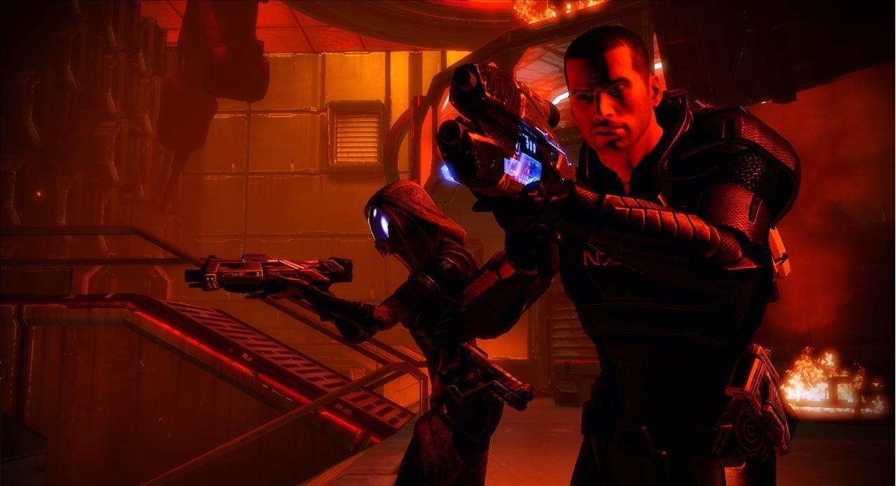 Mass effect 2 уничтожить базу коллекционеров или нет