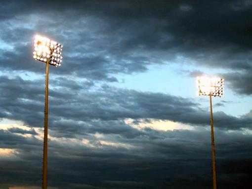 Friday Night Lights // Ночные Огни Пятницы
Школа жизни футбольной лиги
Если вы приедет в город Диллон, штат Техас .... - Изображение 2 Friday Night Lights // Ночные Огни Пятницы
Школа жизни футбольной лиги
Если вы приедет в город Диллон, штат Техас .... - Изображение 2